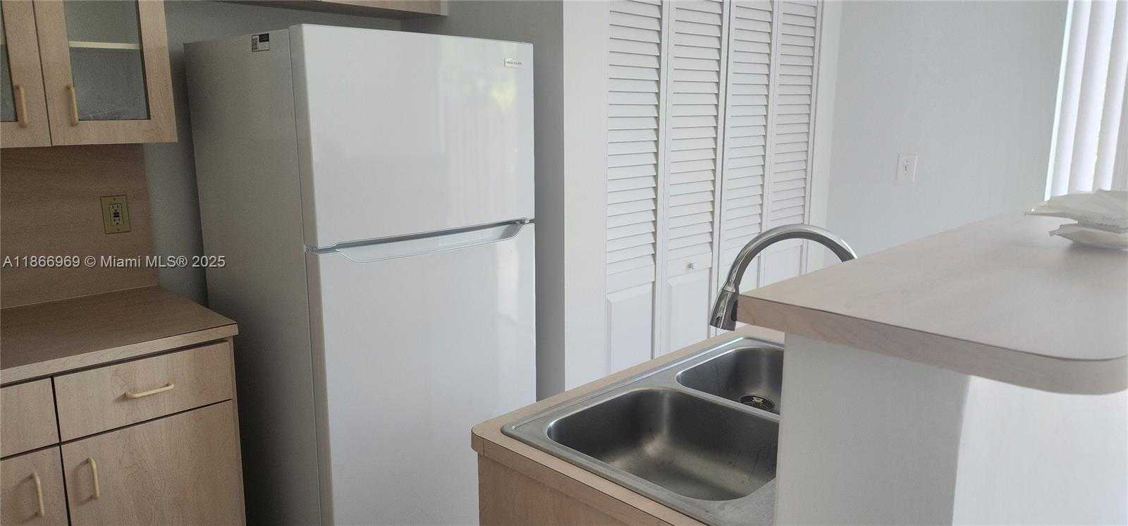 Small Image of 8545 SOUTH WEST 152ND AVE #194, Miami Number 18