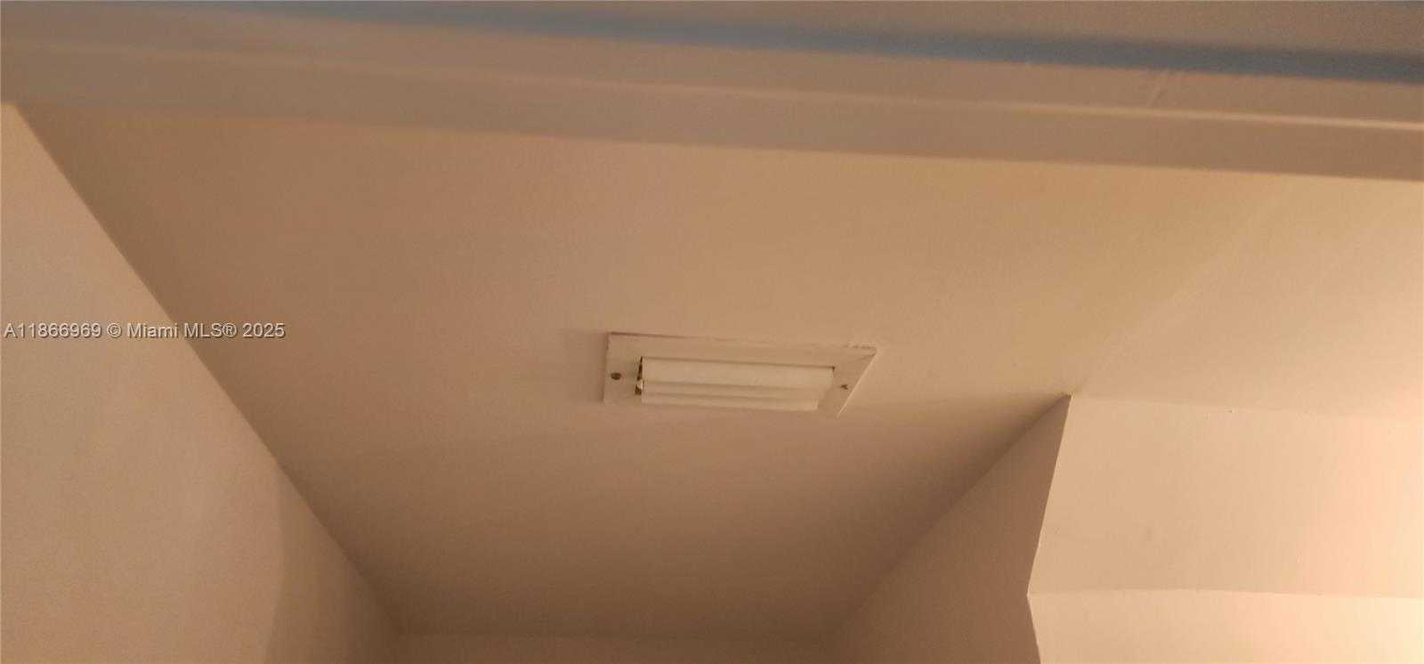 Small Image of 8545 SOUTH WEST 152ND AVE #194, Miami Number 20