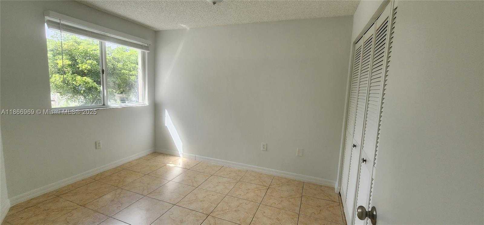 Small Image of 8545 SOUTH WEST 152ND AVE #194, Miami Number 26