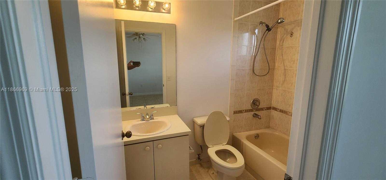 Small Image of 8545 SOUTH WEST 152ND AVE #194, Miami Number 42