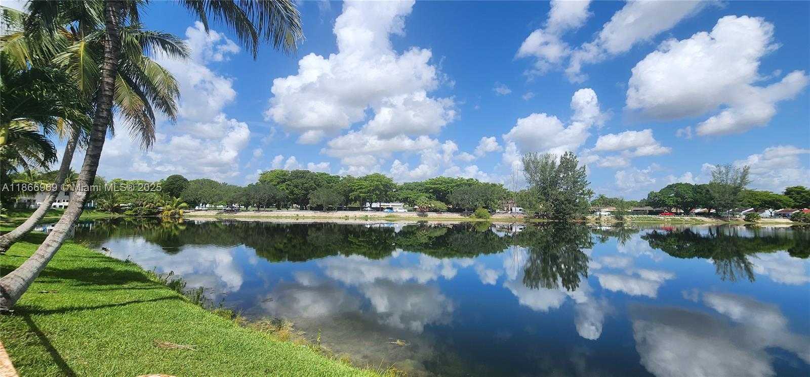 Small Image of 8545 SOUTH WEST 152ND AVE #194, Miami Number 46