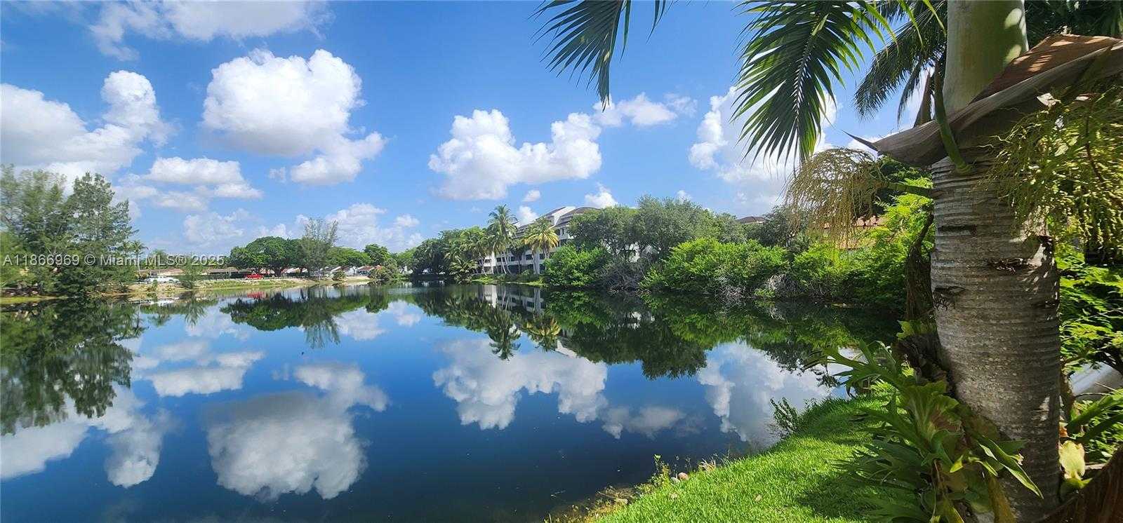 Small Image of 8545 SOUTH WEST 152ND AVE #194, Miami Number 47