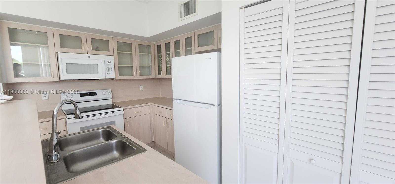 Small Image of 8545 SOUTH WEST 152ND AVE #194, Miami Number 50