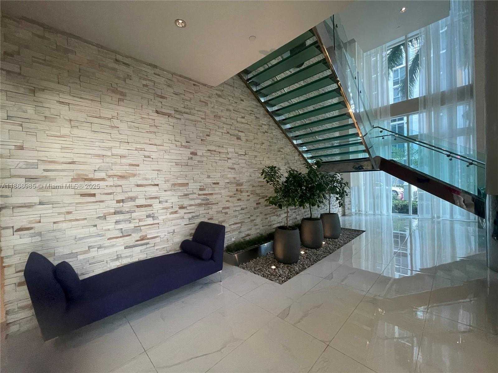 Small Image of 41 SOUTH EAST 5TH ST #1404, Miami Number 16
