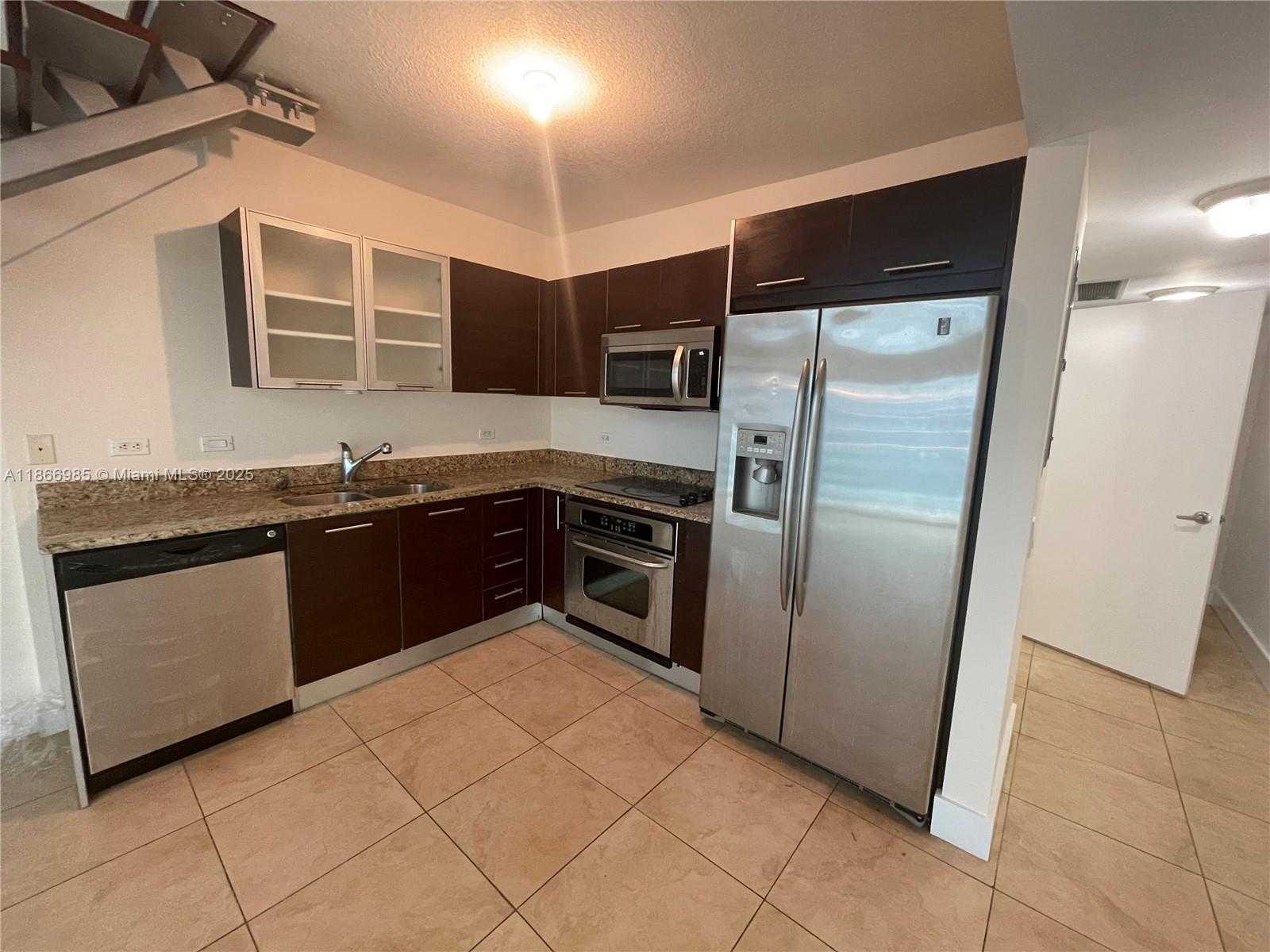 Small Image of 41 SOUTH EAST 5TH ST #1404, Miami Number 2