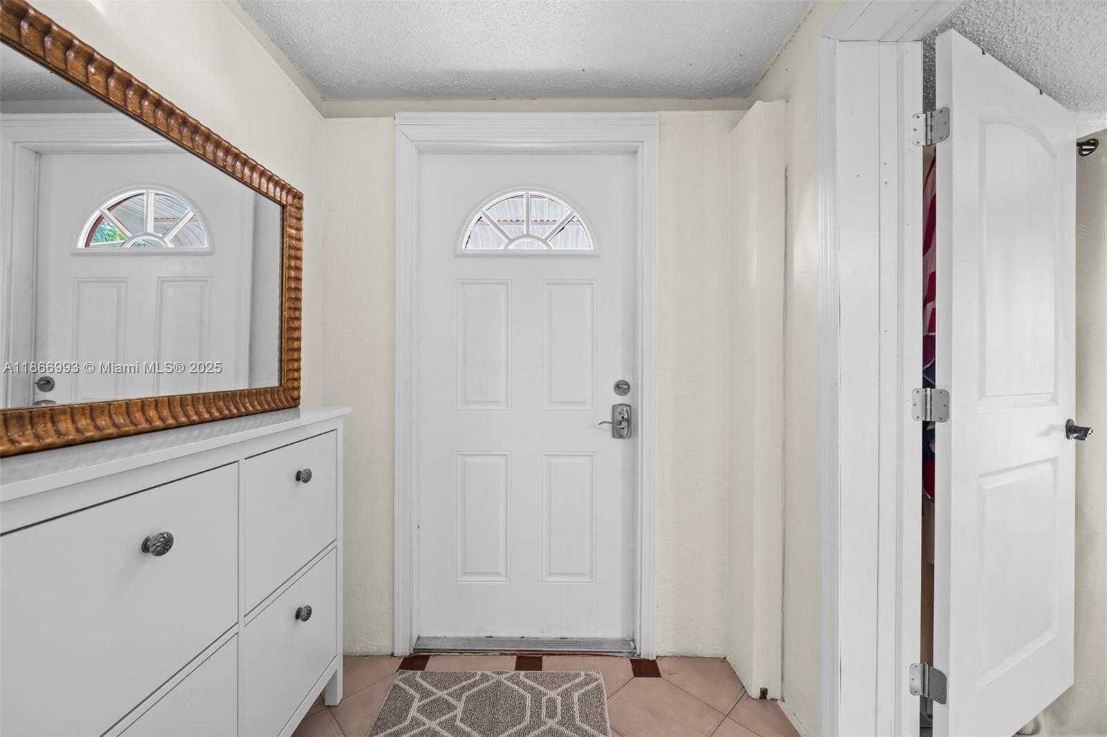 Small Image of 1935 ARTHUR ST, Hollywood Number 22