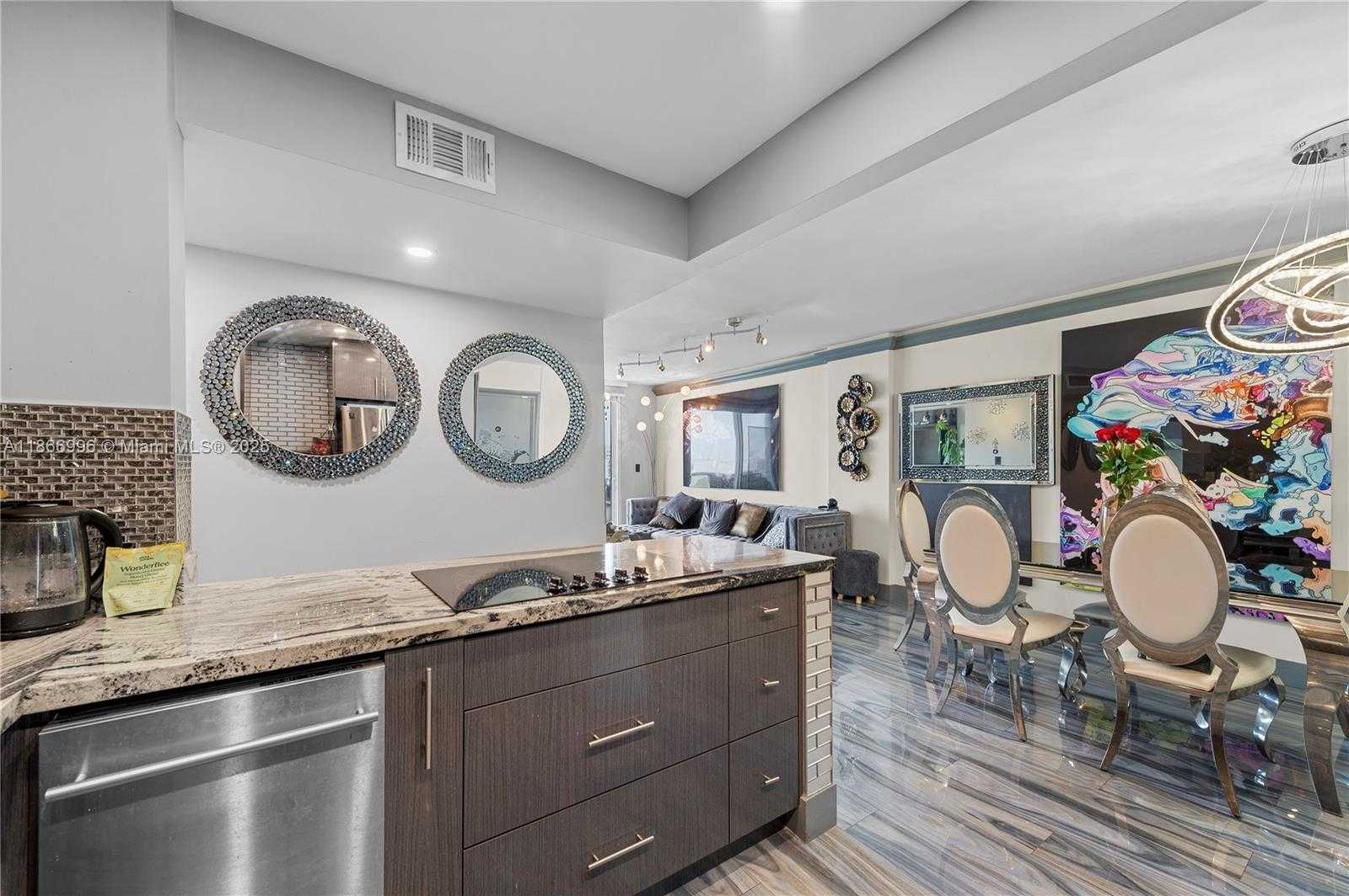 Small Image of 1345 LINCOLN RD #1105, Miami Beach Number 12