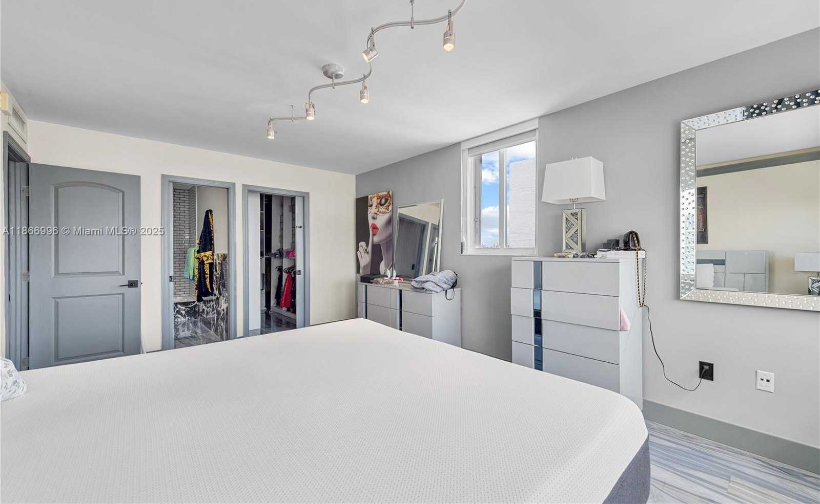 Small Image of 1345 LINCOLN RD #1105, Miami Beach Number 22