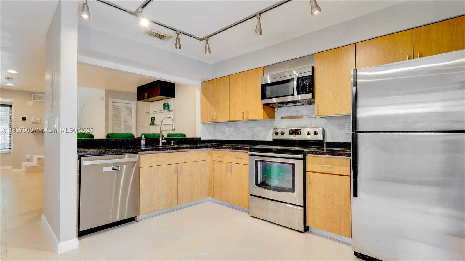 Small Image of 10953 SOUTH WEST 75TH ST, Miami Number 16