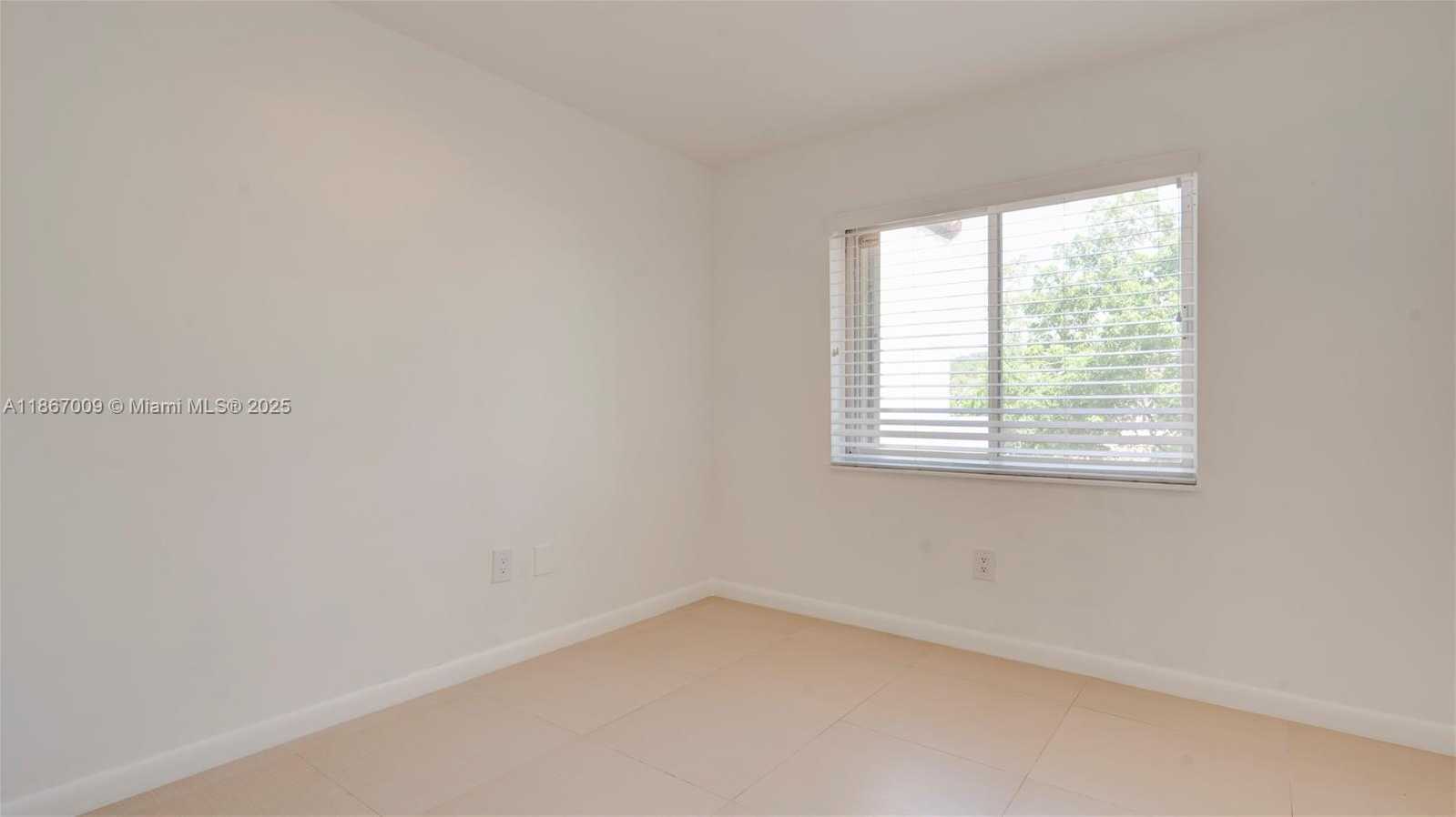 Small Image of 10953 SOUTH WEST 75TH ST, Miami Number 22