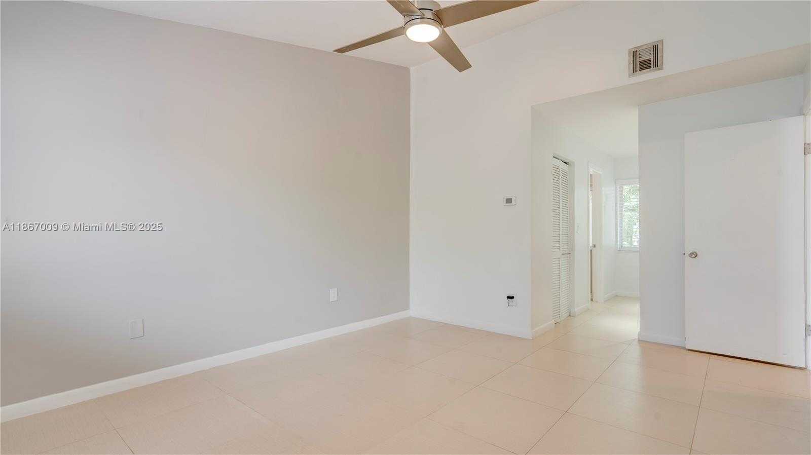 Small Image of 10953 SOUTH WEST 75TH ST, Miami Number 27