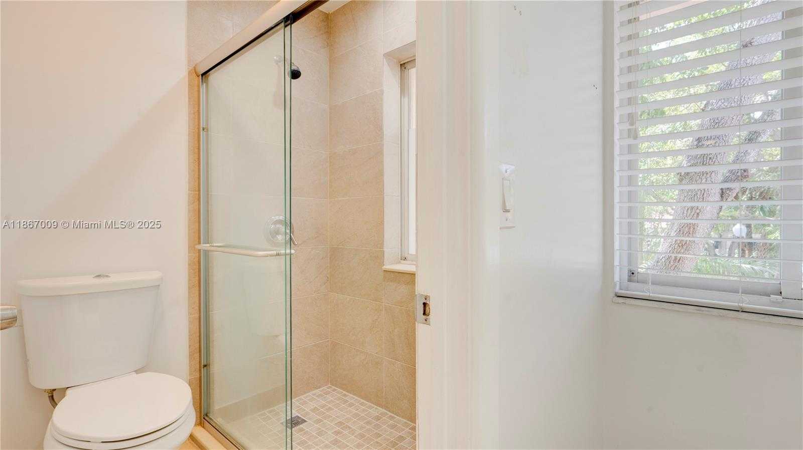 Small Image of 10953 SOUTH WEST 75TH ST, Miami Number 31