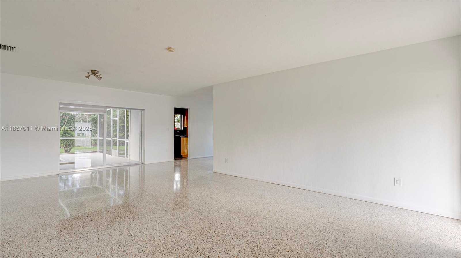 Small Image of 8942 SOUTH WEST 16TH ST, Miami Number 23