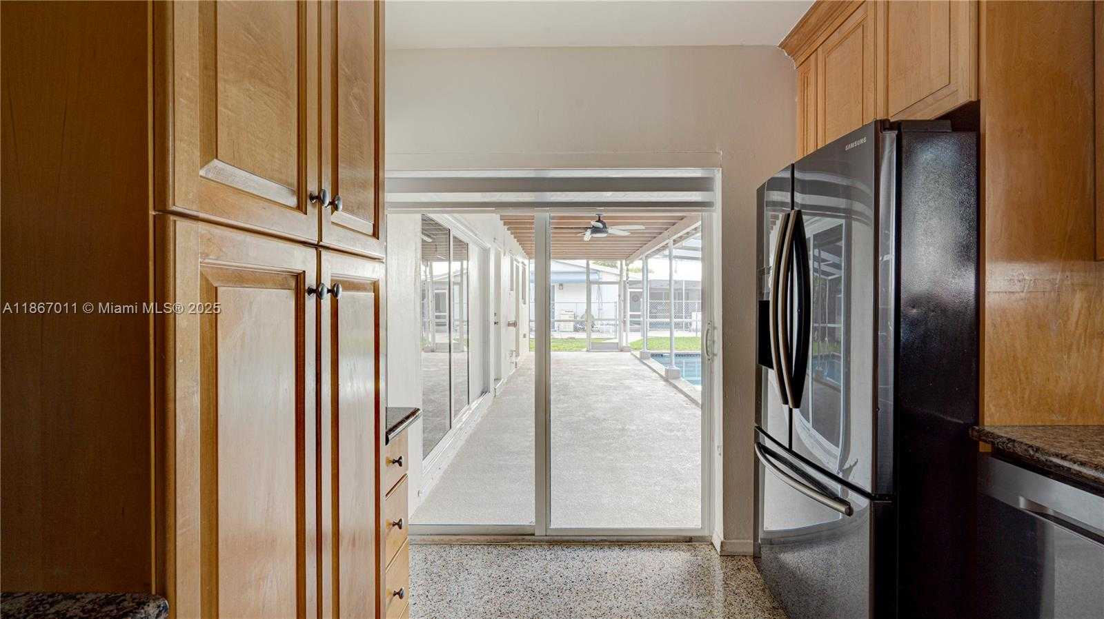 Small Image of 8942 SOUTH WEST 16TH ST, Miami Number 30