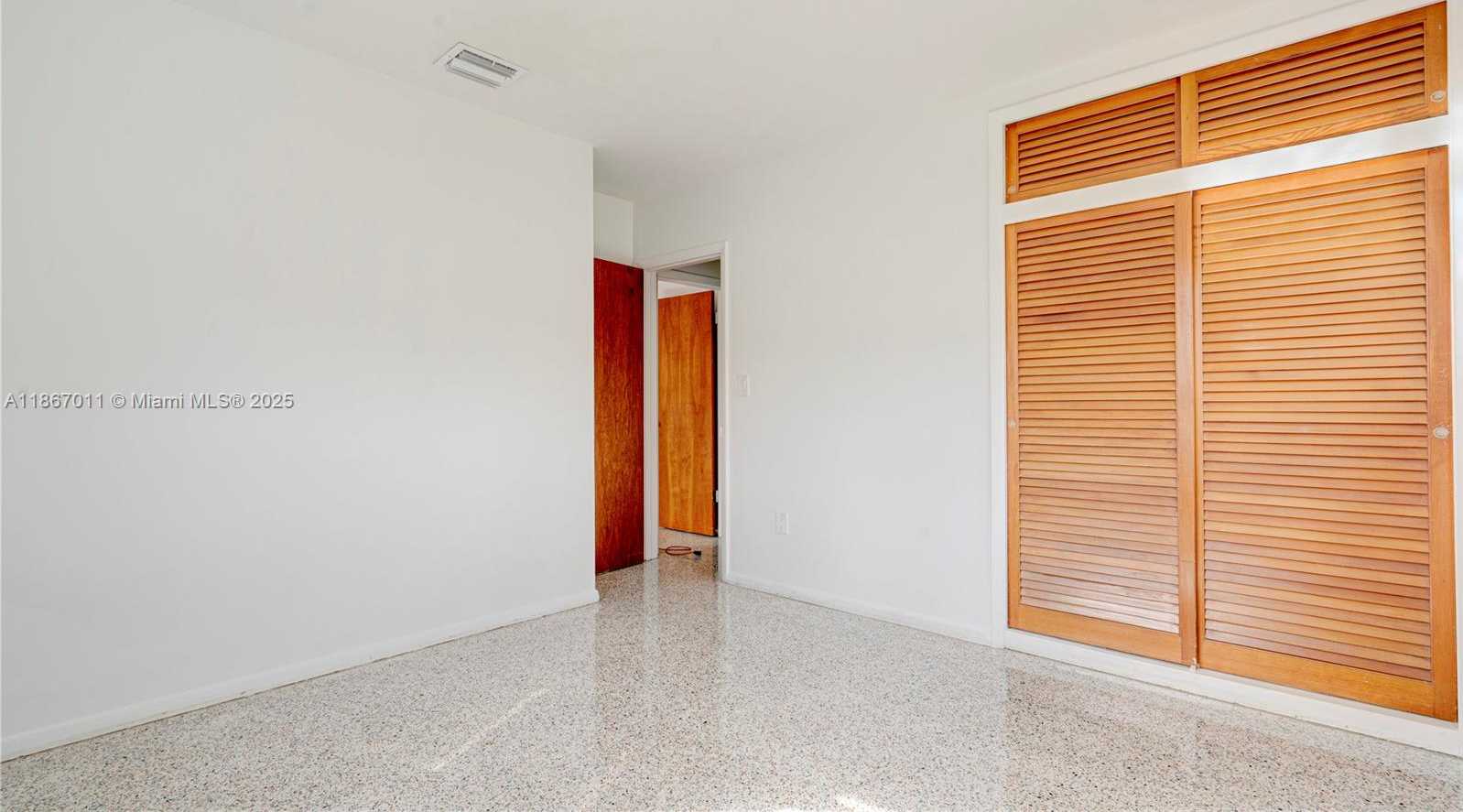 Small Image of 8942 SOUTH WEST 16TH ST, Miami Number 45