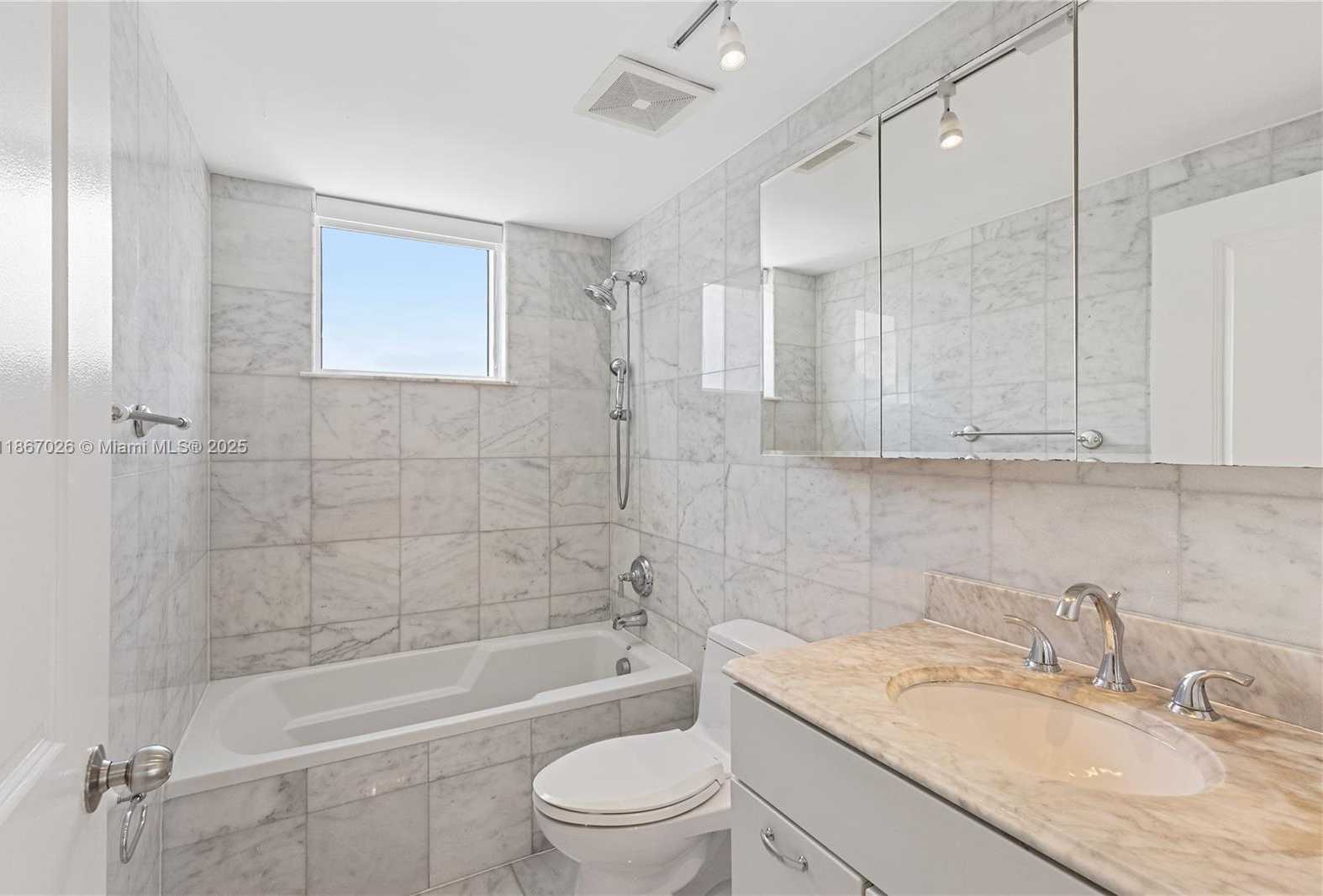 Small Image of 1250 SOUTH MIAMI AVE #3506, Miami Number 20