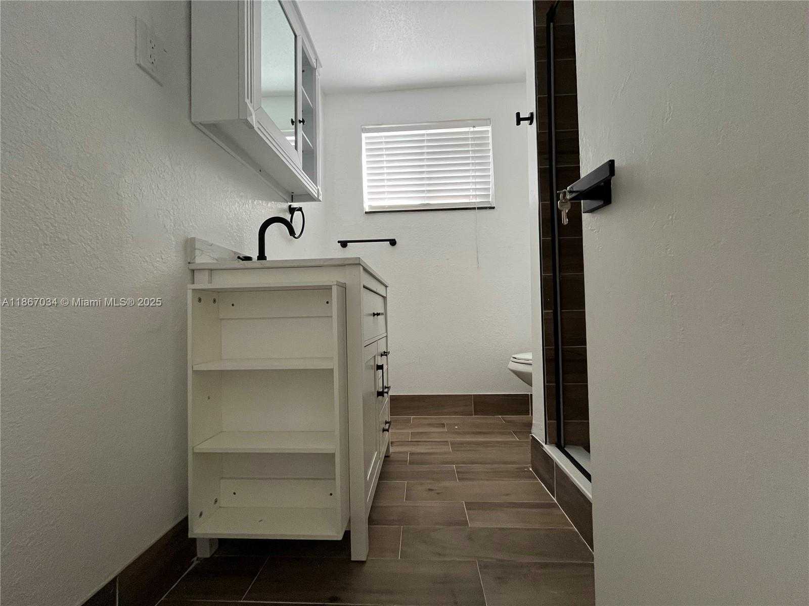 Small Image of 4661 NORTH WEST 4TH ST #1, Plantation Number 9
