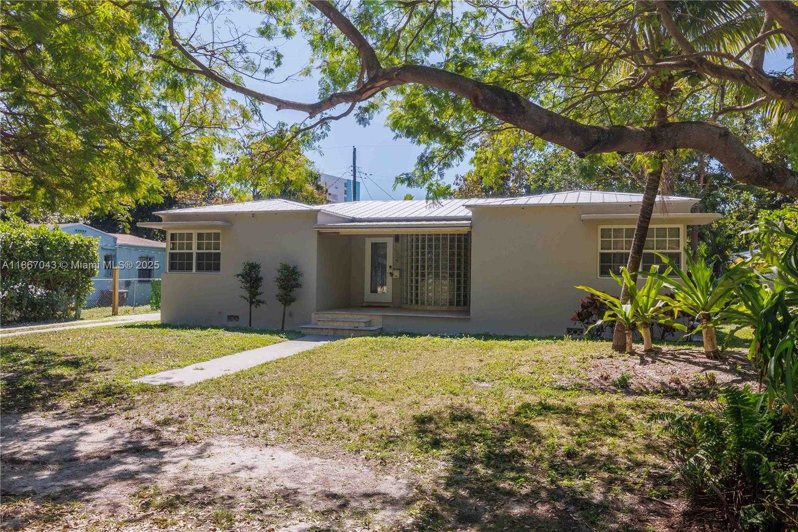 Small Image of 250 NORTH EAST 48TH ST, Miami Number 2