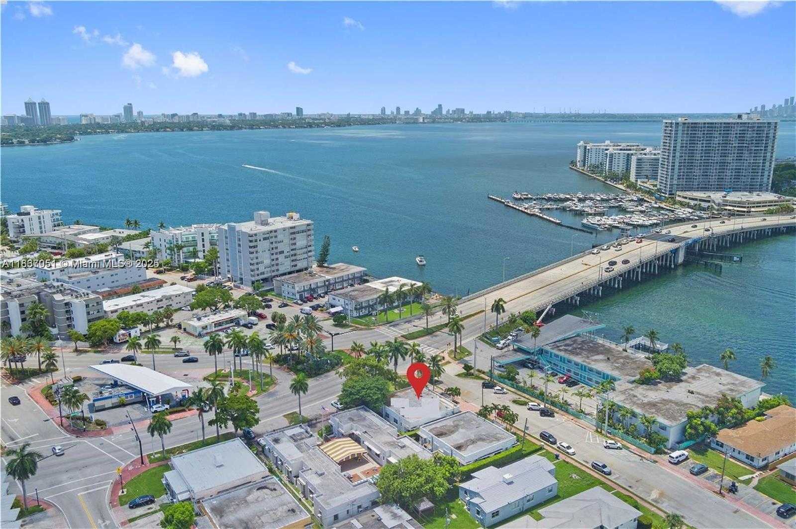 Small Image of 2101 BAY DR #3, Miami Beach Number 34