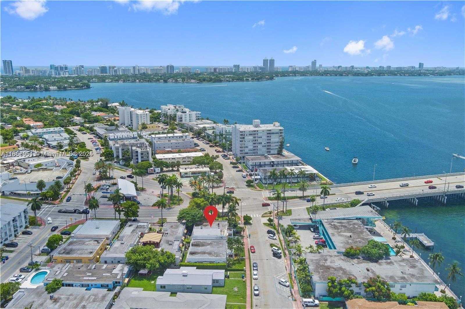 Small Image of 2101 BAY DR #3, Miami Beach Number 35