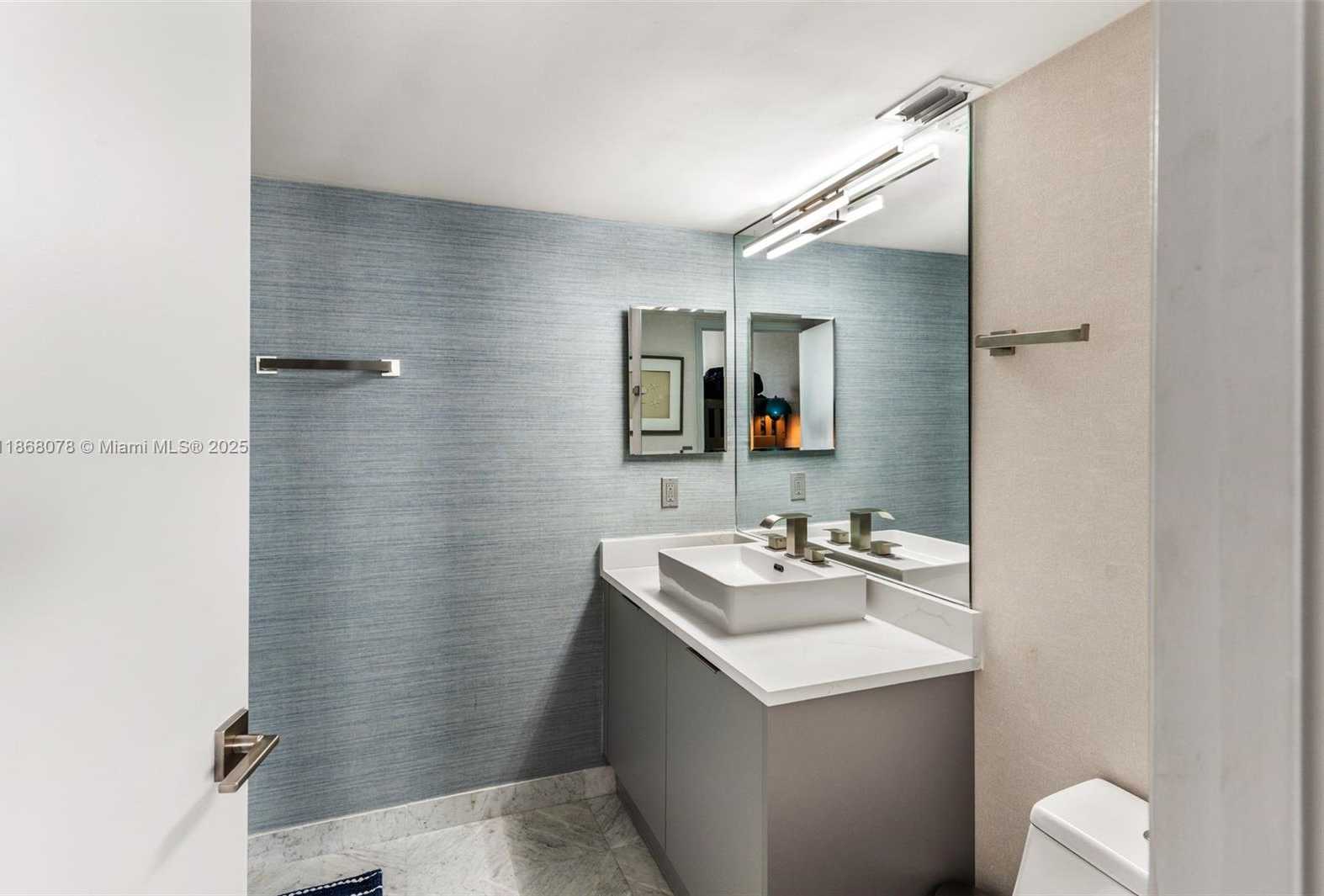 Small Image of 16400 COLLINS AVE #946, Sunny Isles Beach Number 17