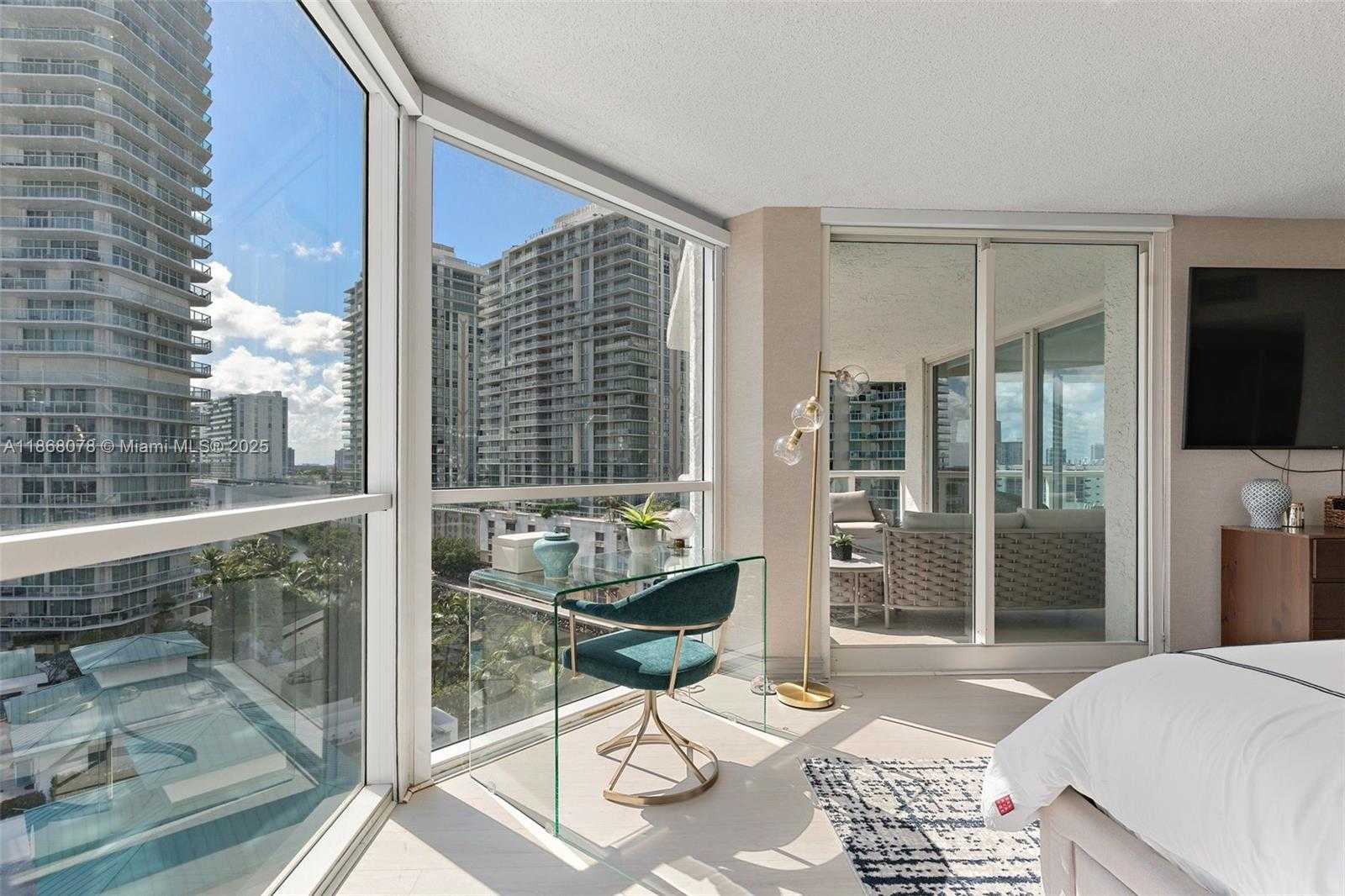 Small Image of 16400 COLLINS AVE #946, Sunny Isles Beach Number 23