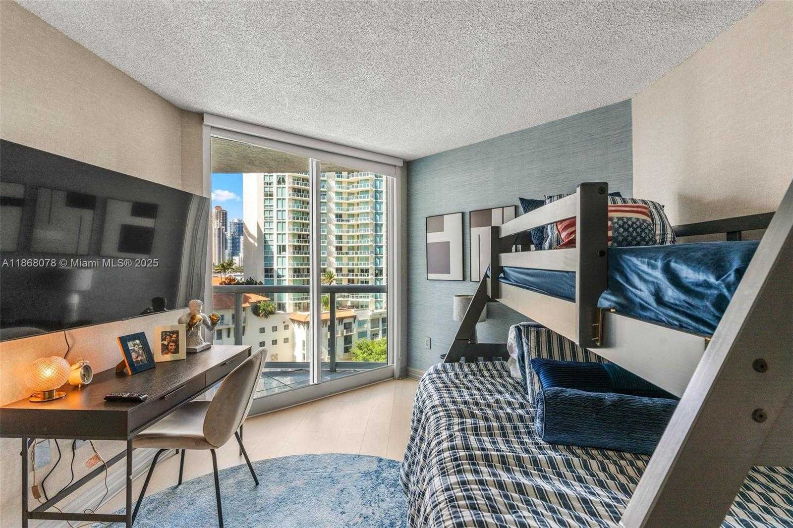 Small Image of 16400 COLLINS AVE #946, Sunny Isles Beach Number 3