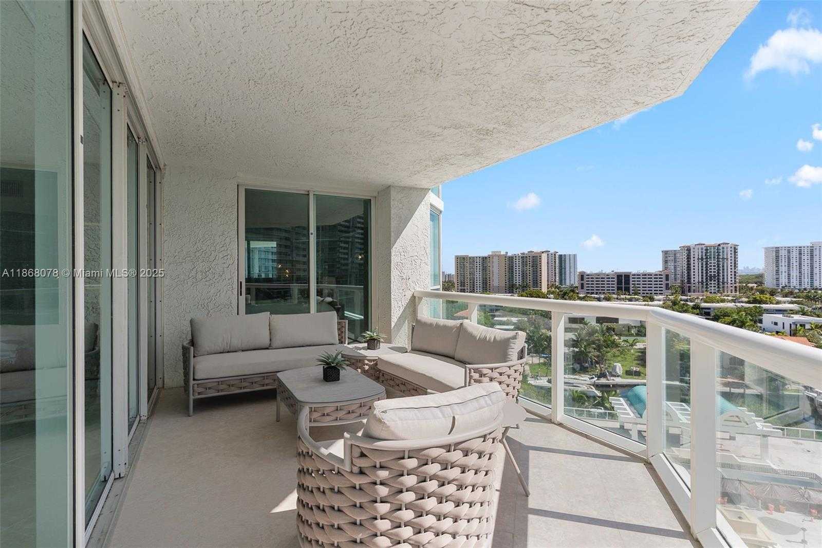 Small Image of 16400 COLLINS AVE #946, Sunny Isles Beach Number 31