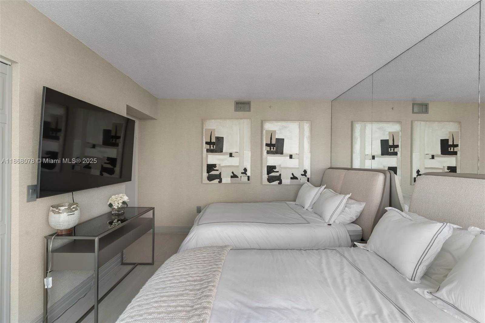 Small Image of 16400 COLLINS AVE #946, Sunny Isles Beach Number 4