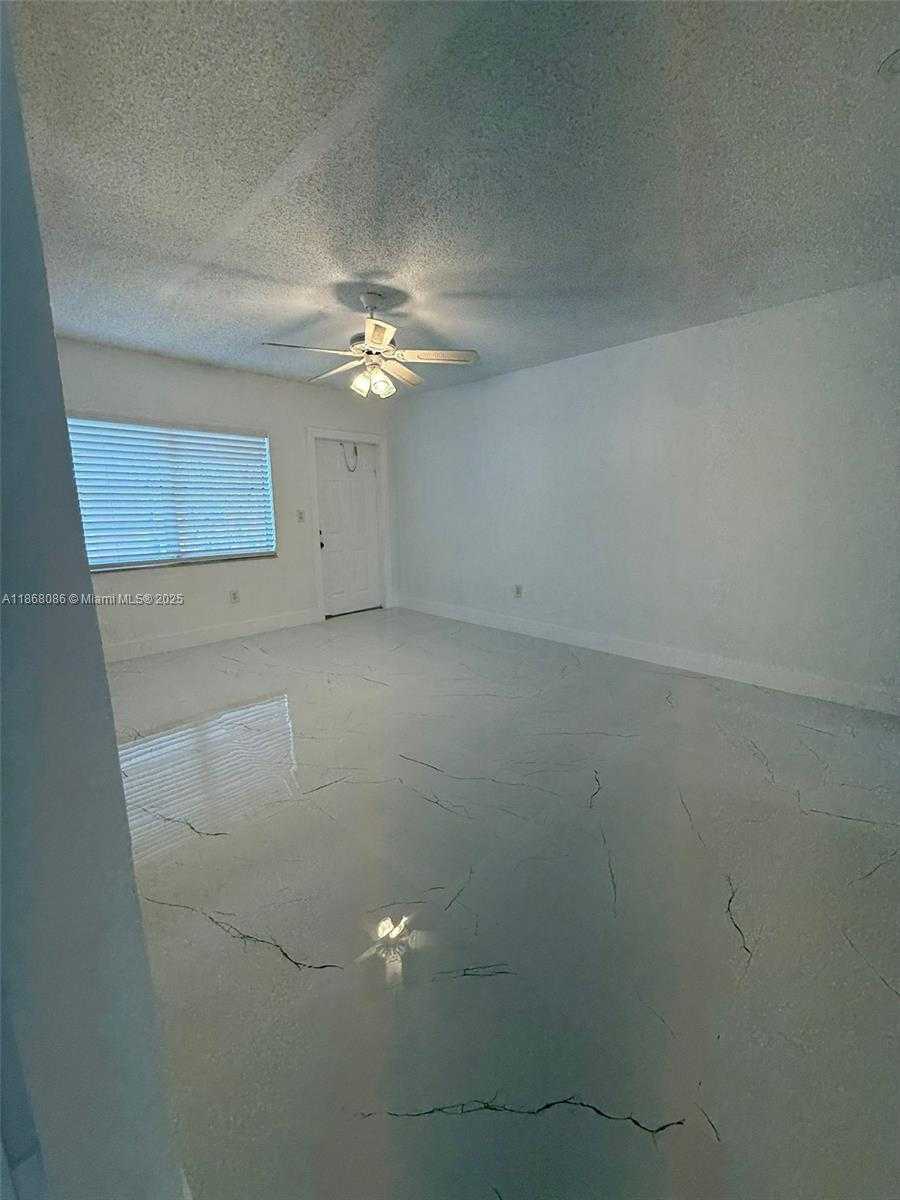 Small Image of 3401 SOUTH WEST 9TH TER #1B, Miami Number 4