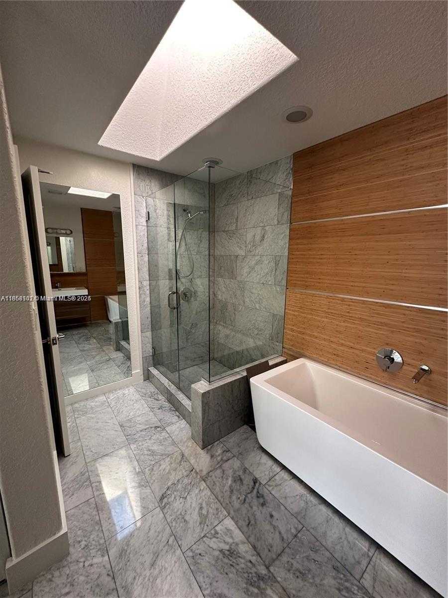 Small Image of 14609 SOUTH WEST 143RD CT, Miami Number 15