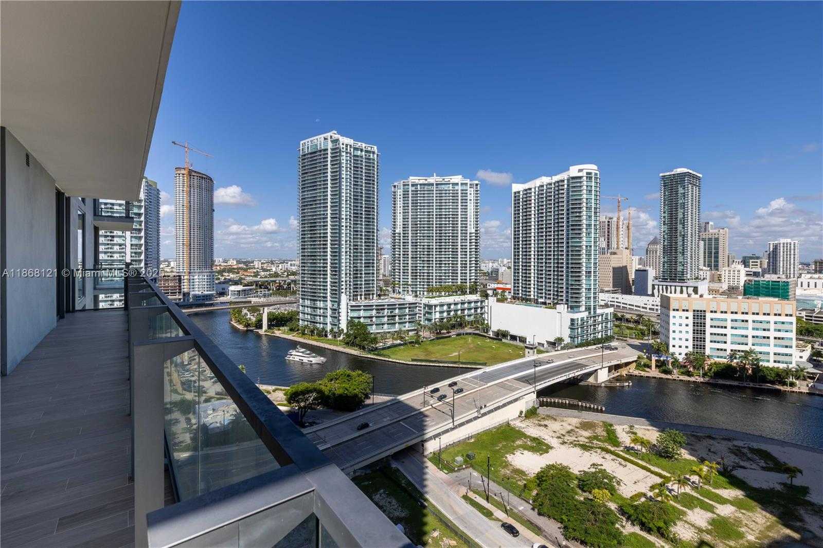 Small Image of 68 SOUTH EAST 6TH ST #1611, Miami Number 28