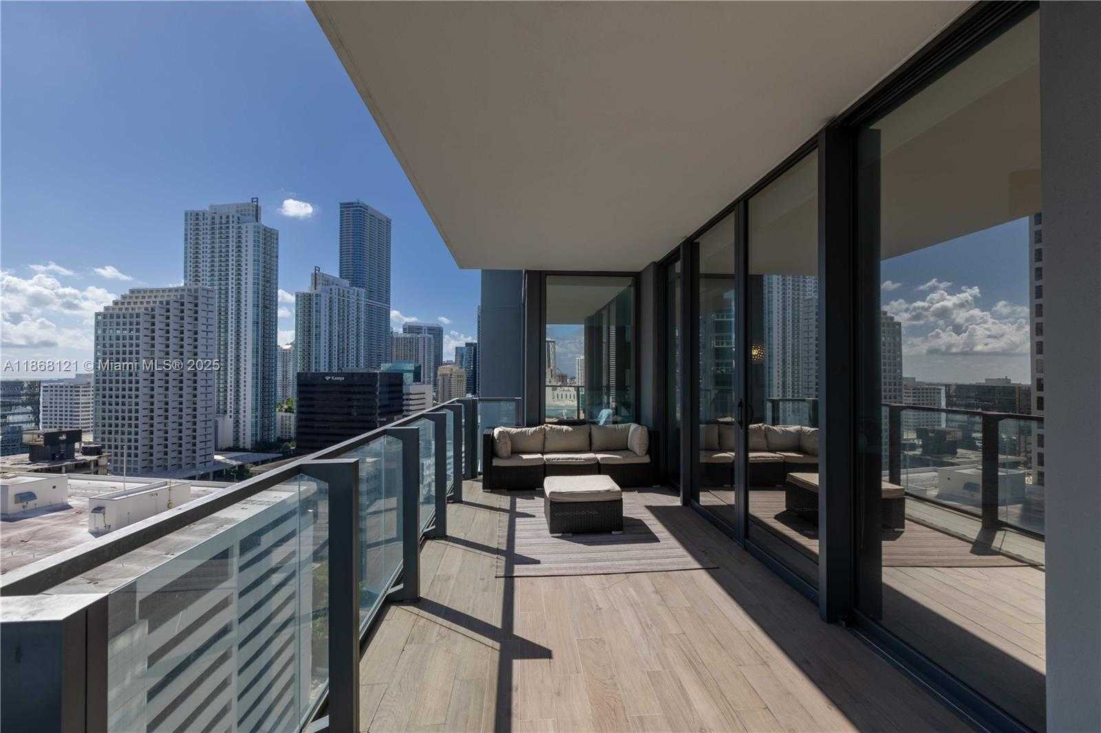 Small Image of 68 SOUTH EAST 6TH ST #1611, Miami Number 29