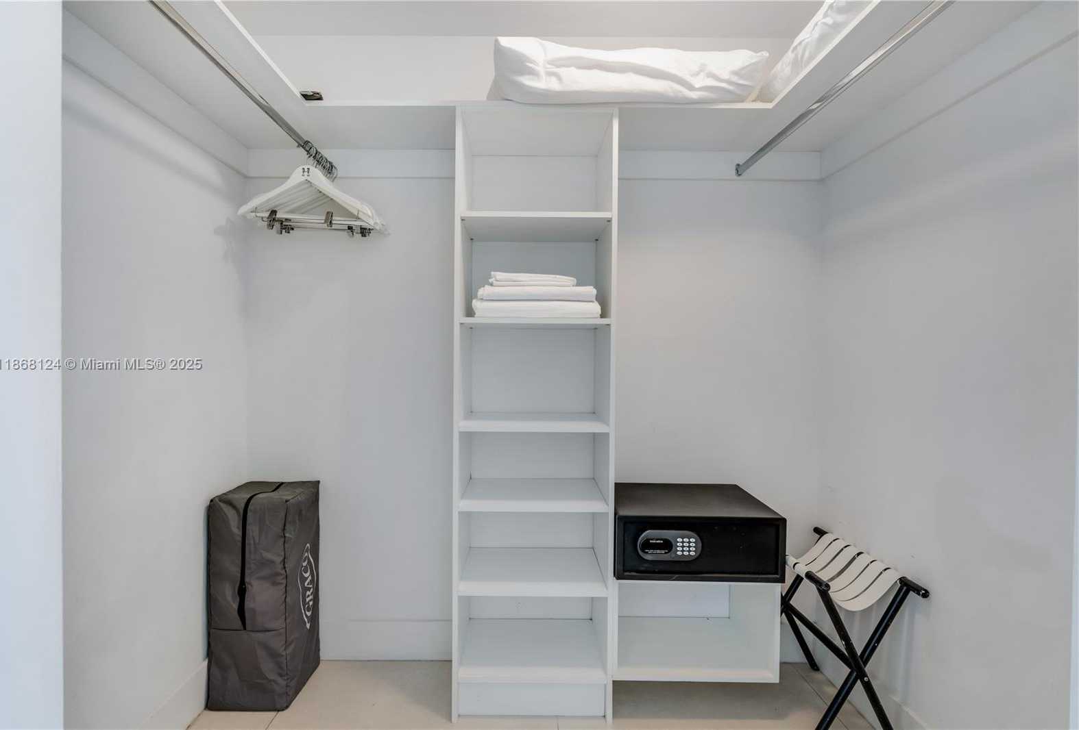 Small Image of 4111 SOUTH OCEAN DR #1405, Hollywood Number 16