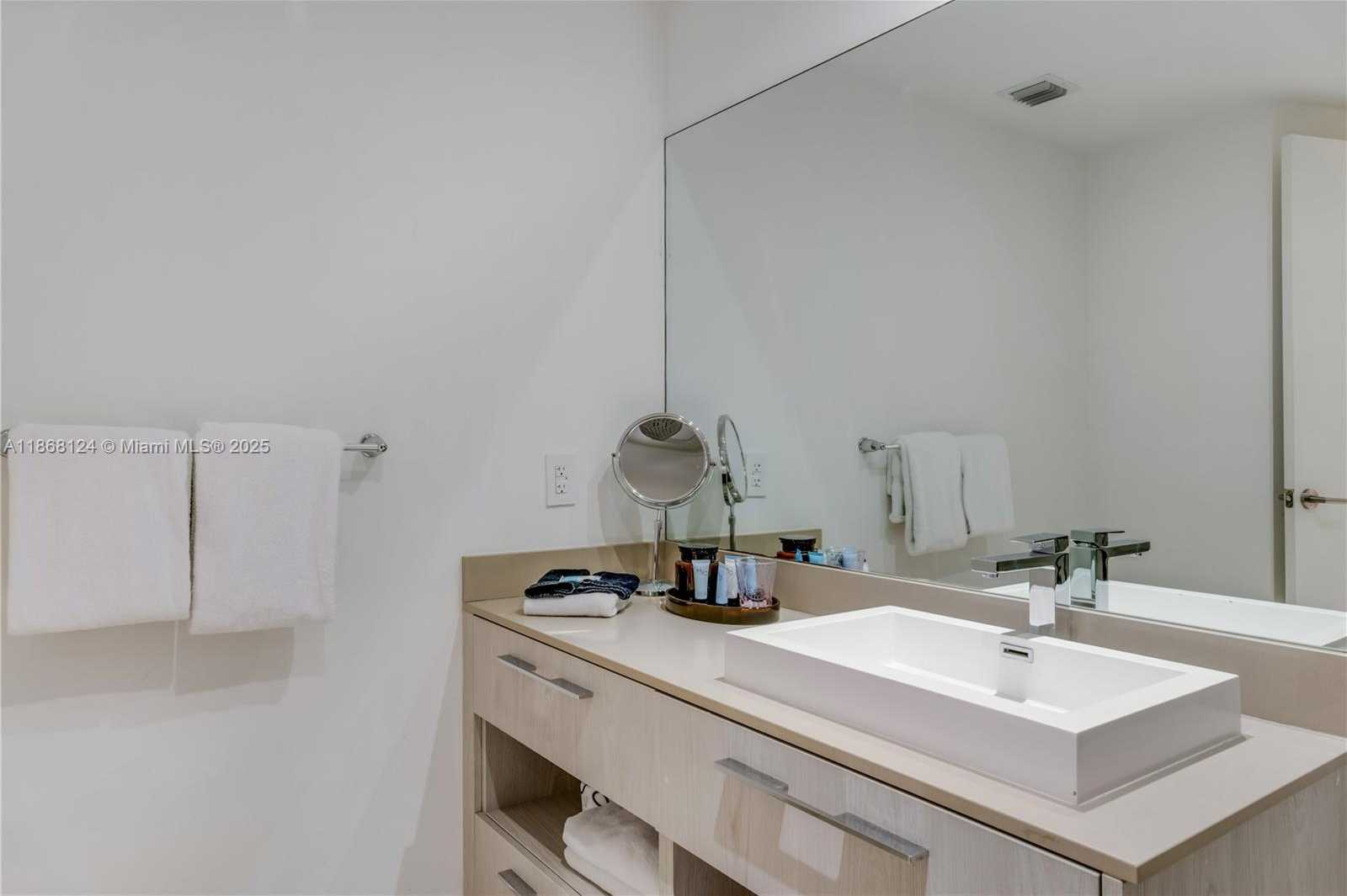 Small Image of 4111 SOUTH OCEAN DR #1405, Hollywood Number 18