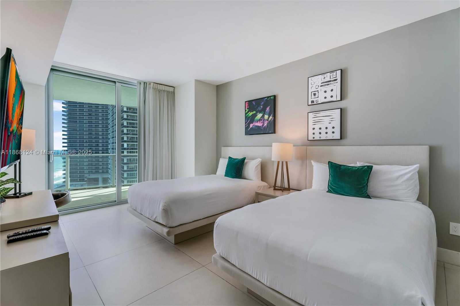 Small Image of 4111 SOUTH OCEAN DR #1405, Hollywood Number 19