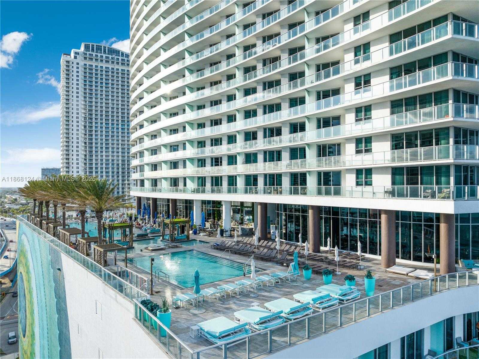 Small Image of 4111 SOUTH OCEAN DR #1405, Hollywood Number 3