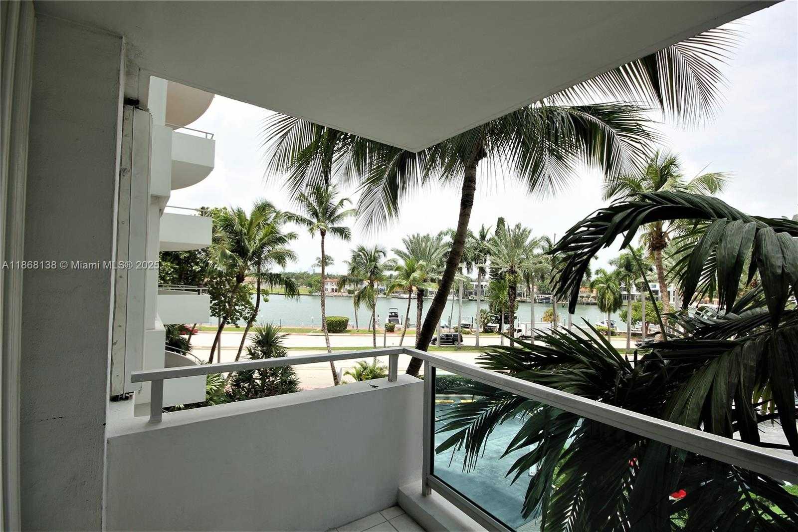 Small Image of 5151 COLLINS AVE #422, Miami Beach Number 15