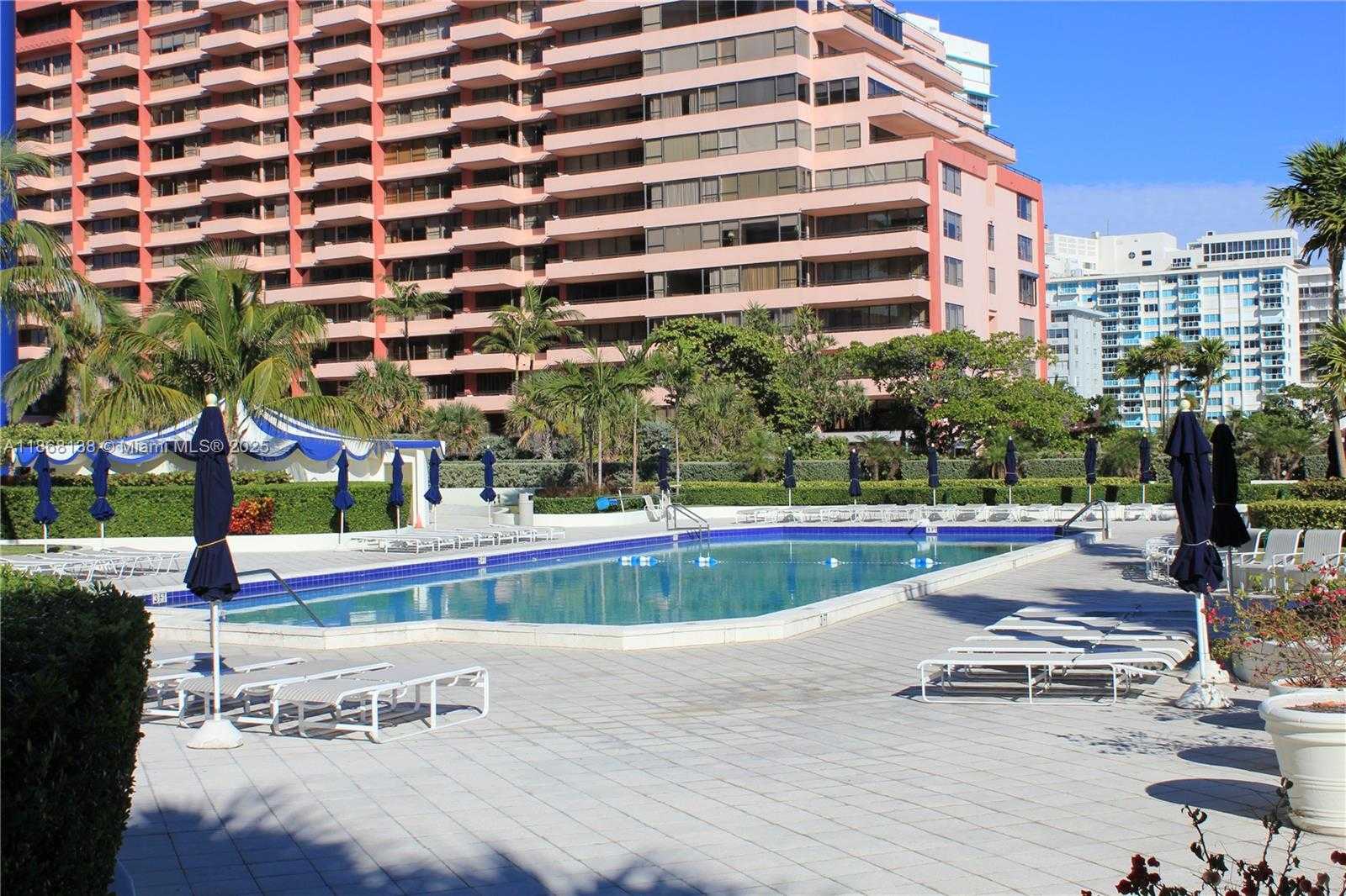 Small Image of 5151 COLLINS AVE #422, Miami Beach Number 20
