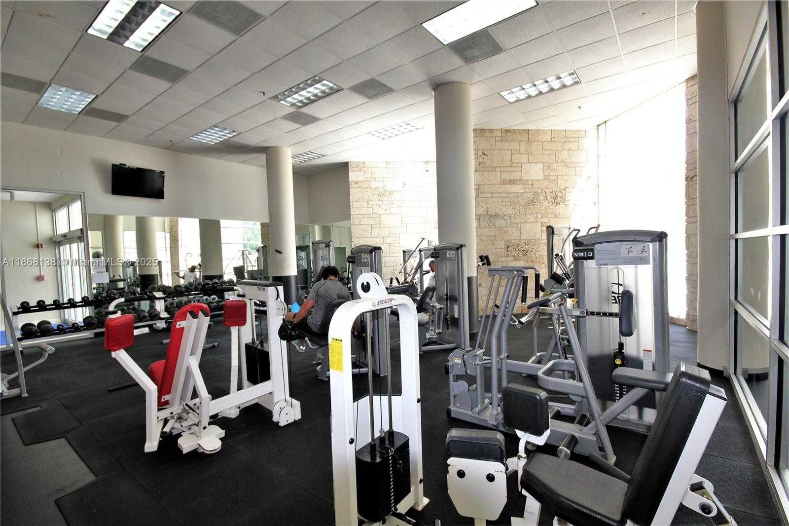 Small Image of 5151 COLLINS AVE #422, Miami Beach Number 40