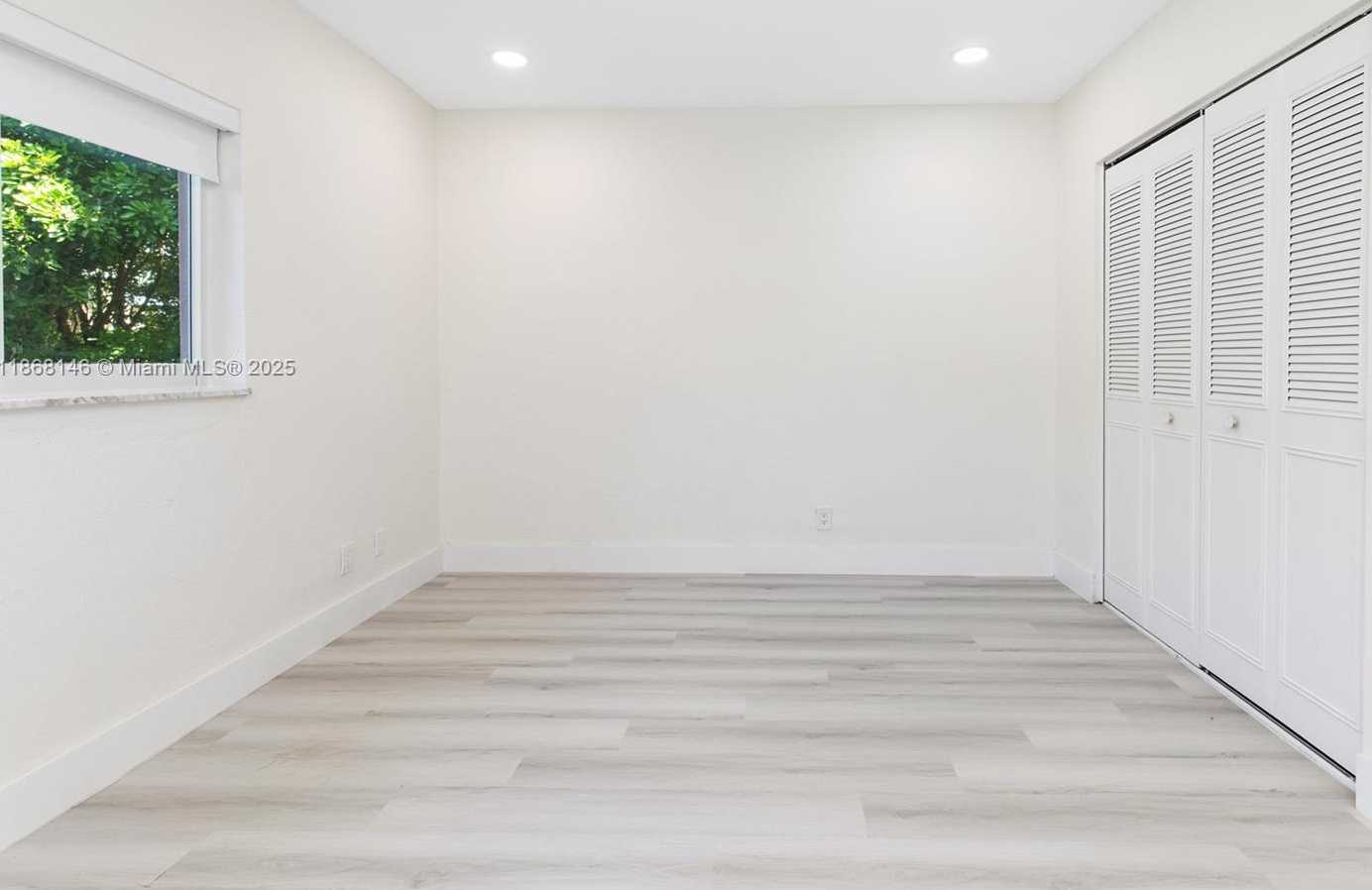 Small Image of 7003 NORTH WEST 99TH AVE, Tamarac Number 21