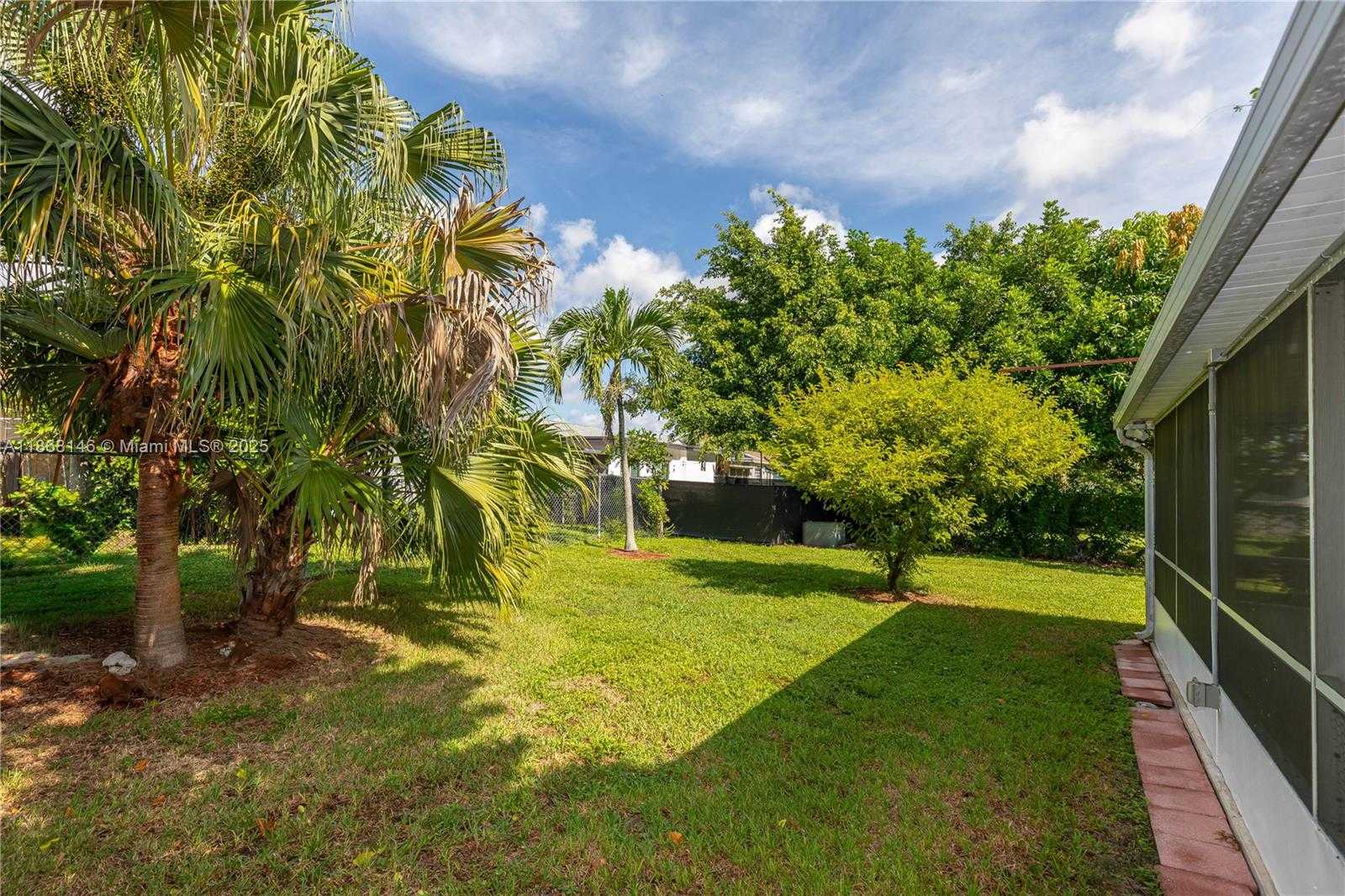 Small Image of 7003 NORTH WEST 99TH AVE, Tamarac Number 30