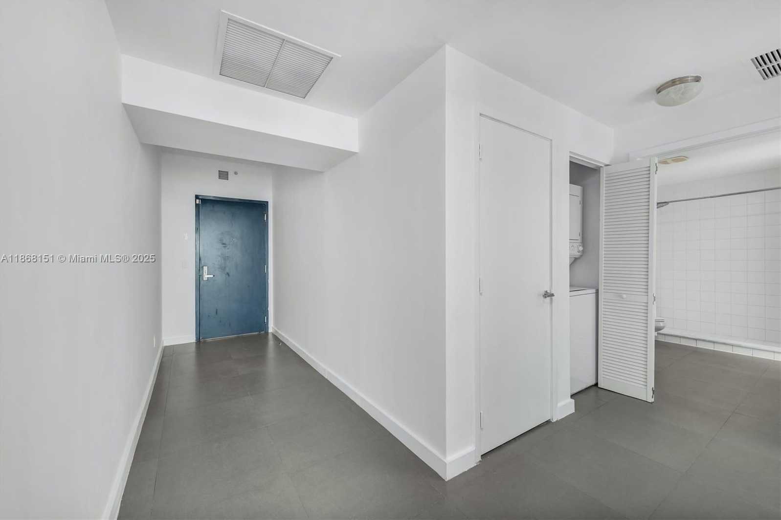 Small Image of 888 BISCAYNE BLVD #2712, Miami Number 20