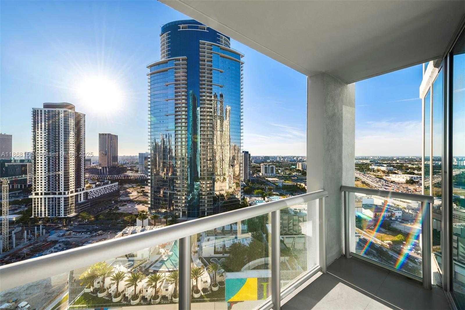 Small Image of 888 BISCAYNE BLVD #2712, Miami Number 21