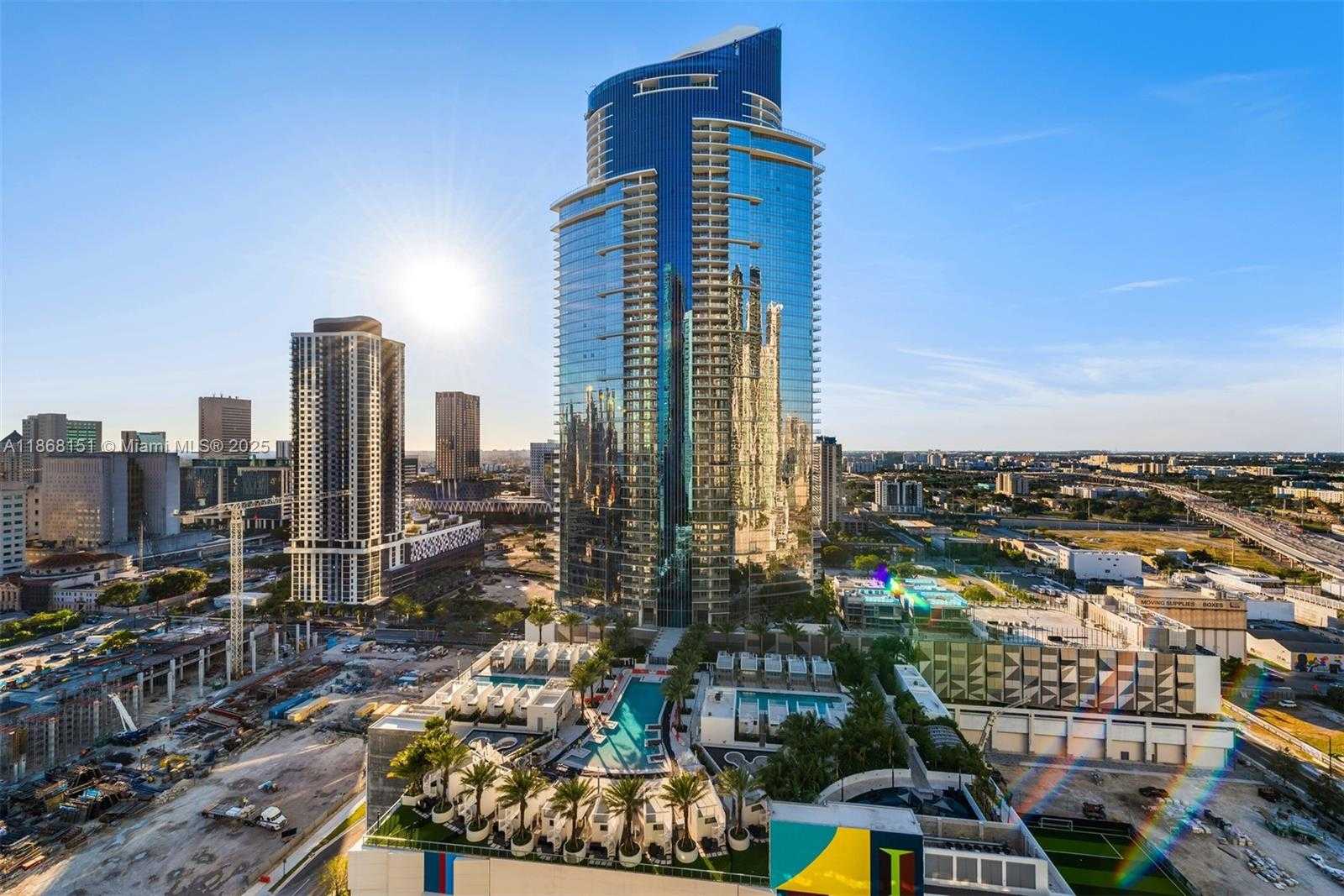 Small Image of 888 BISCAYNE BLVD #2712, Miami Number 25