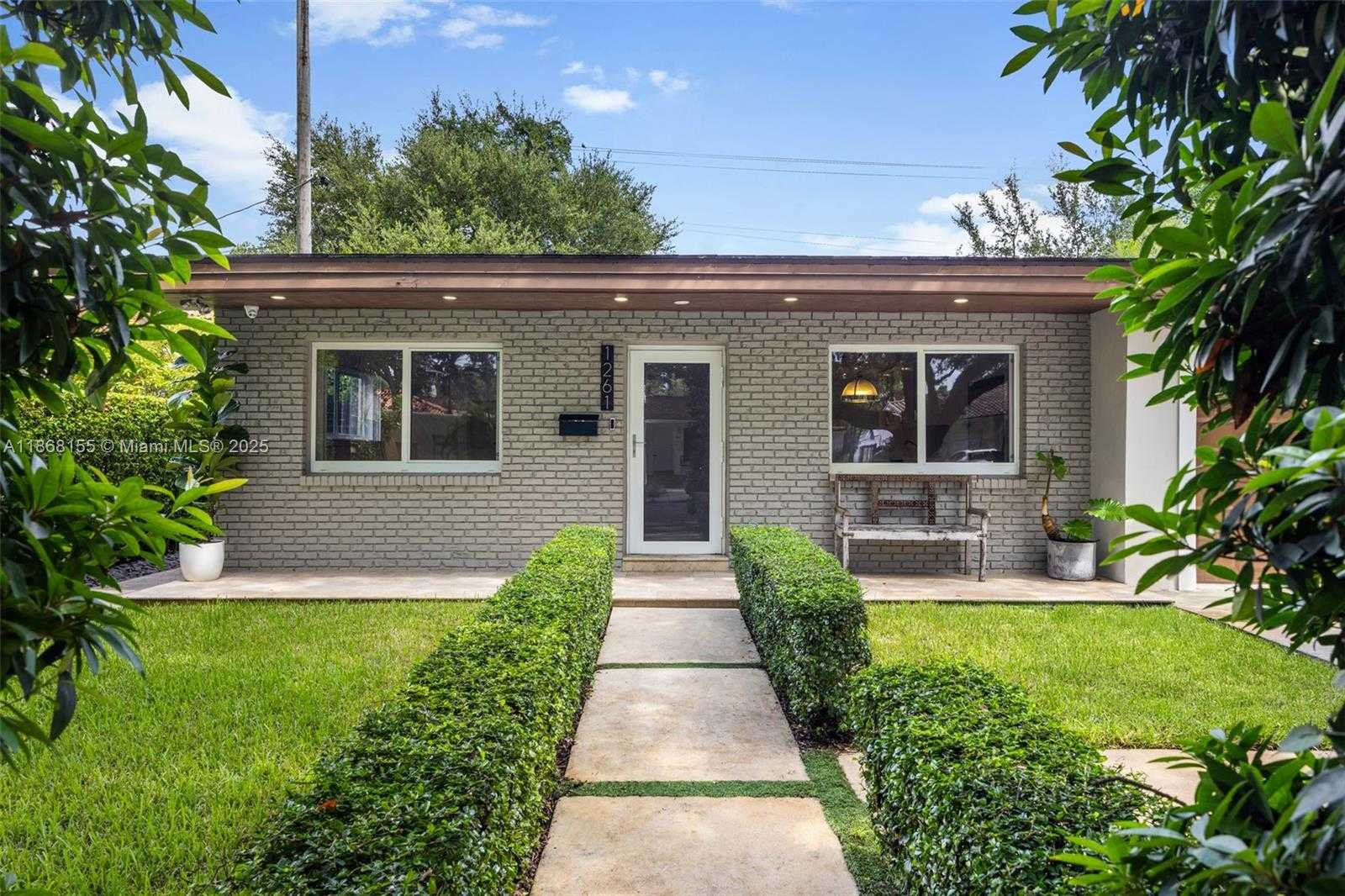 Small Image of 1261 SAN MIGUEL AVE, Coral Gables Number 4
