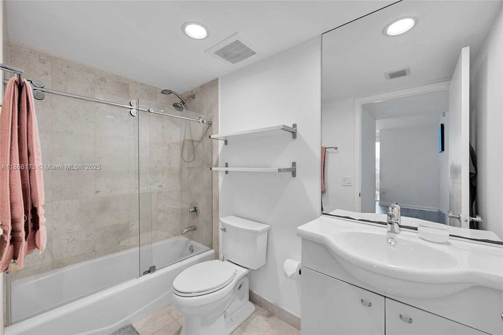 Small Image of 1830 SOUTH OCEAN DR #4603, Hallandale Beach Number 28