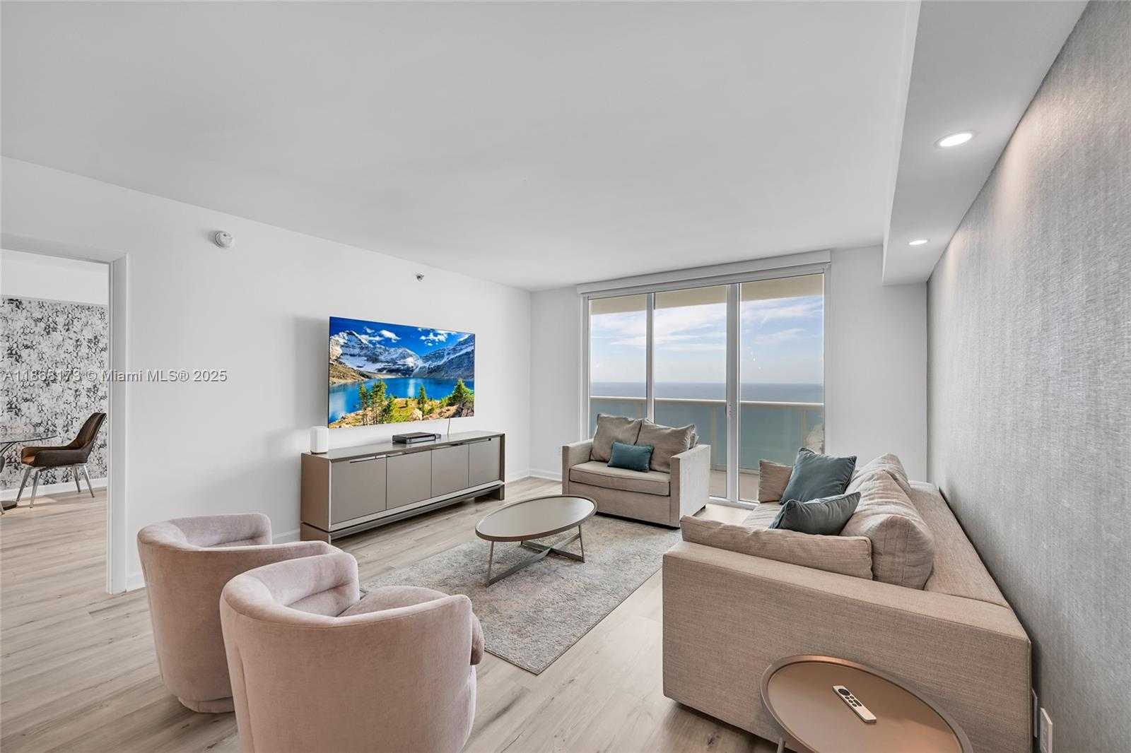 Small Image of 1830 SOUTH OCEAN DR #4603, Hallandale Beach Number 6