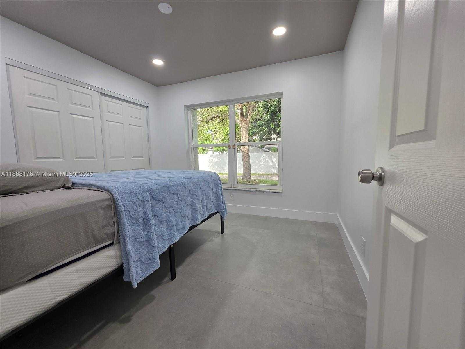 Small Image of 7761 NORTH WEST 4TH ST, Plantation Number 11