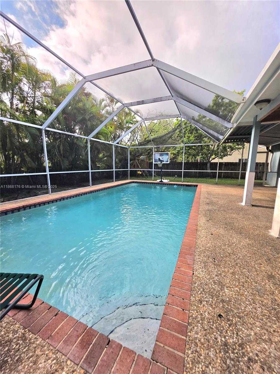 Small Image of 7761 NORTH WEST 4TH ST, Plantation Number 27
